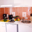 Apartment 2: Essbereich & Küche